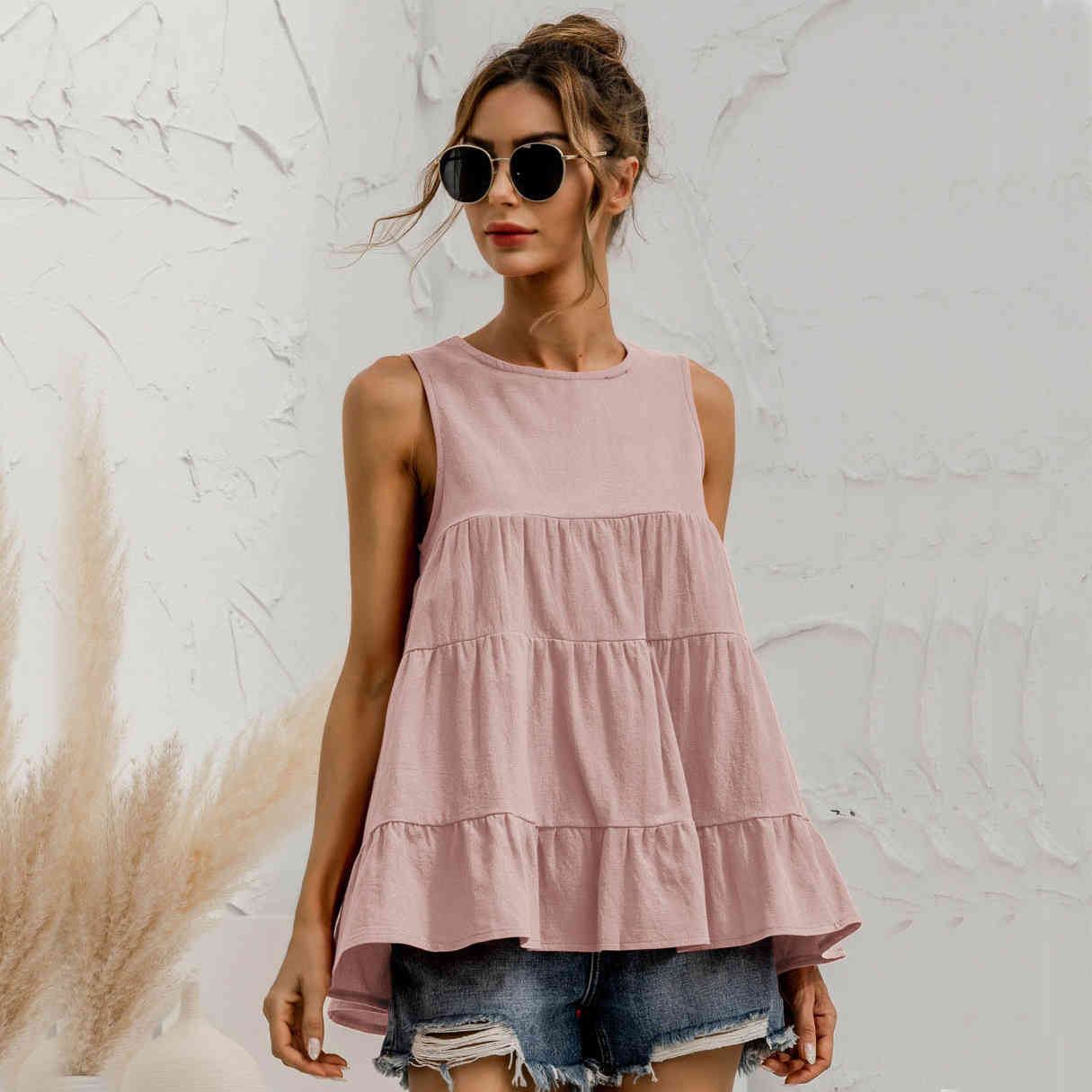 Women sleeveless T shirt Summer Tops O-Neck A-line Loose Long Solid Classic Ruffles Pullover Casual Women' T-shirt 210524, Army green
Women sleeveless T shirt Summer Tops O-Neck A-line Loose Long Solid Classic Ruffles Pullover Casual Women' T-shirt 210524, Army green