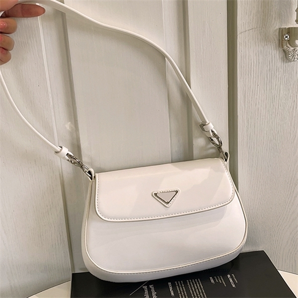 Purse Minority white French hobo armpit new female summer feeling stick single shoulder half moon bag, Black
Purse Minority white French hobo armpit new female summer feeling stick single shoulder half moon bag, Black
