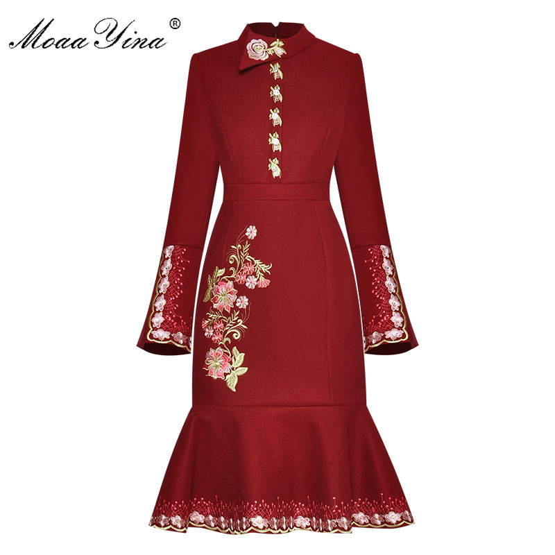Fashion Designer dress Spring Autumn Women's Dress Stand collar Long sleeve Embroidery Keep warm Dresses 210524, Pink
Fashion Designer dress Spring Autumn Women's Dress Stand collar Long sleeve Embroidery Keep warm Dresses 210524, Pink