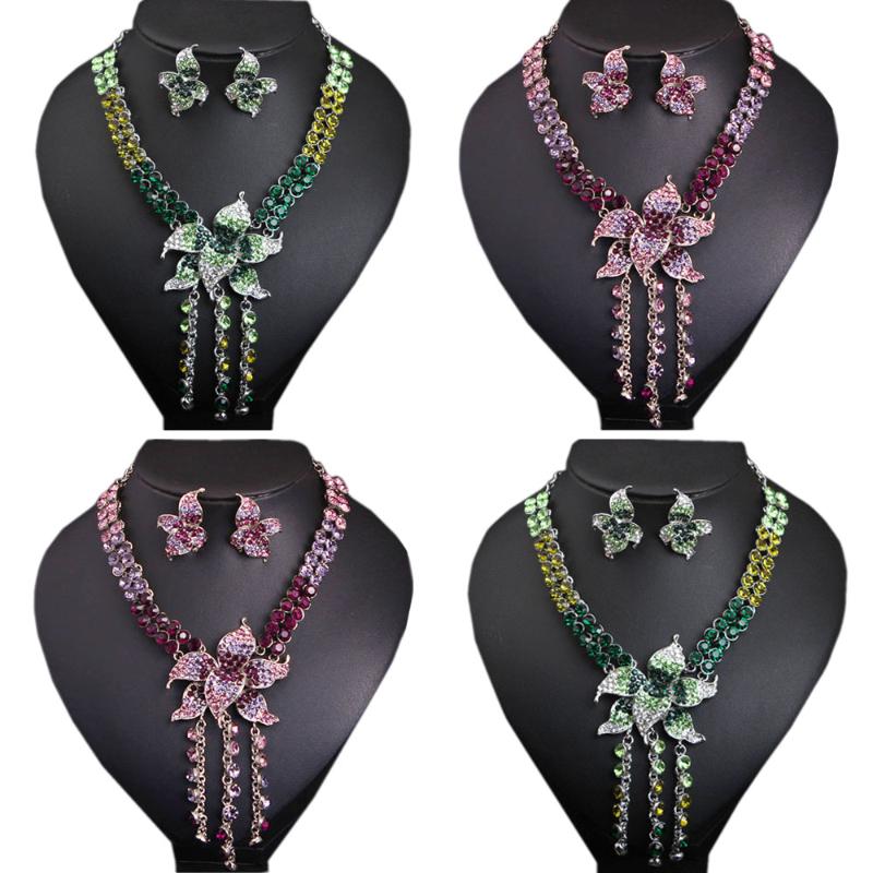 Earrings & Necklace Luxury Women Flower Earring Set Bridal Crystal Jewelry Sets Statement Choker Fashion Rhinestone Bib Wedding Party Gift, Silver
Earrings & Necklace Luxury Women Flower Earring Set Bridal Crystal Jewelry Sets Statement Choker Fashion Rhinestone Bib Wedding Party Gift, Silver
