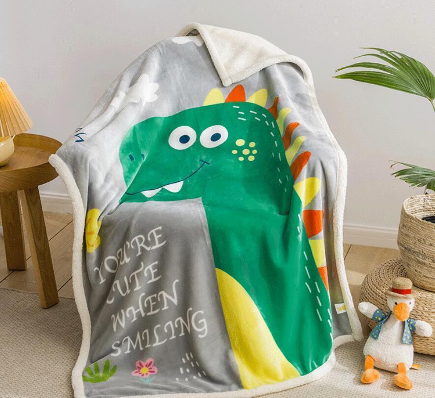 Court Luxury Designer Vintage European Blanket Fall Sleeping women men Multi-function Fashion High Quality
Court Luxury Designer Vintage European Blanket Fall Sleeping women men Multi-function Fashion High Quality