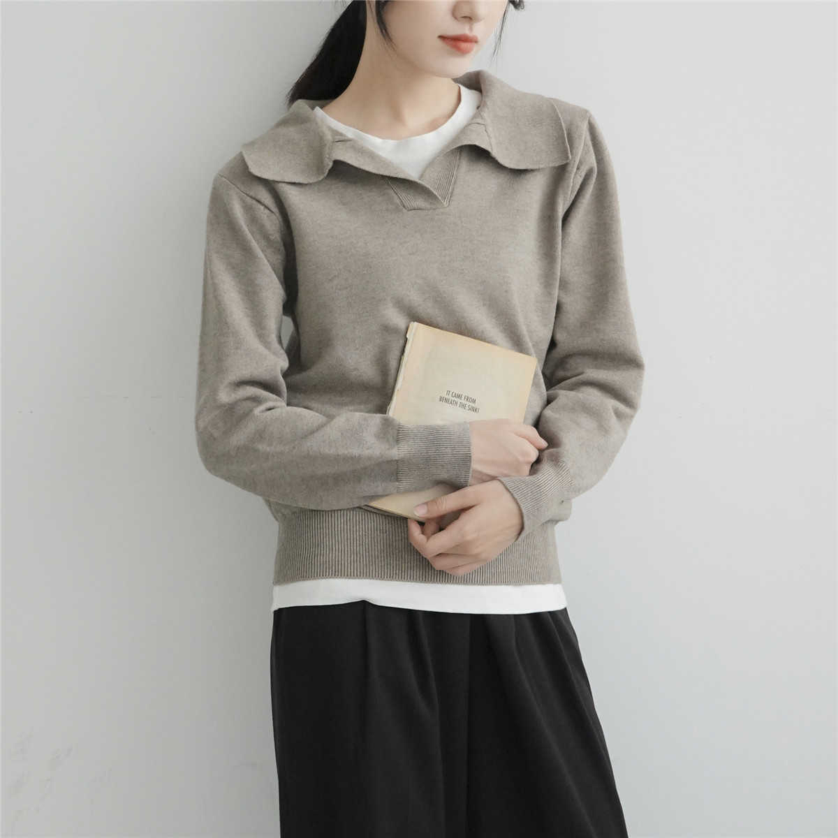 Autumn Casual Lapel Knitted Long Sleeve Top Women's Jumper Solid Color V-Neck Pullovers Sweater Female Clothing 211011Z