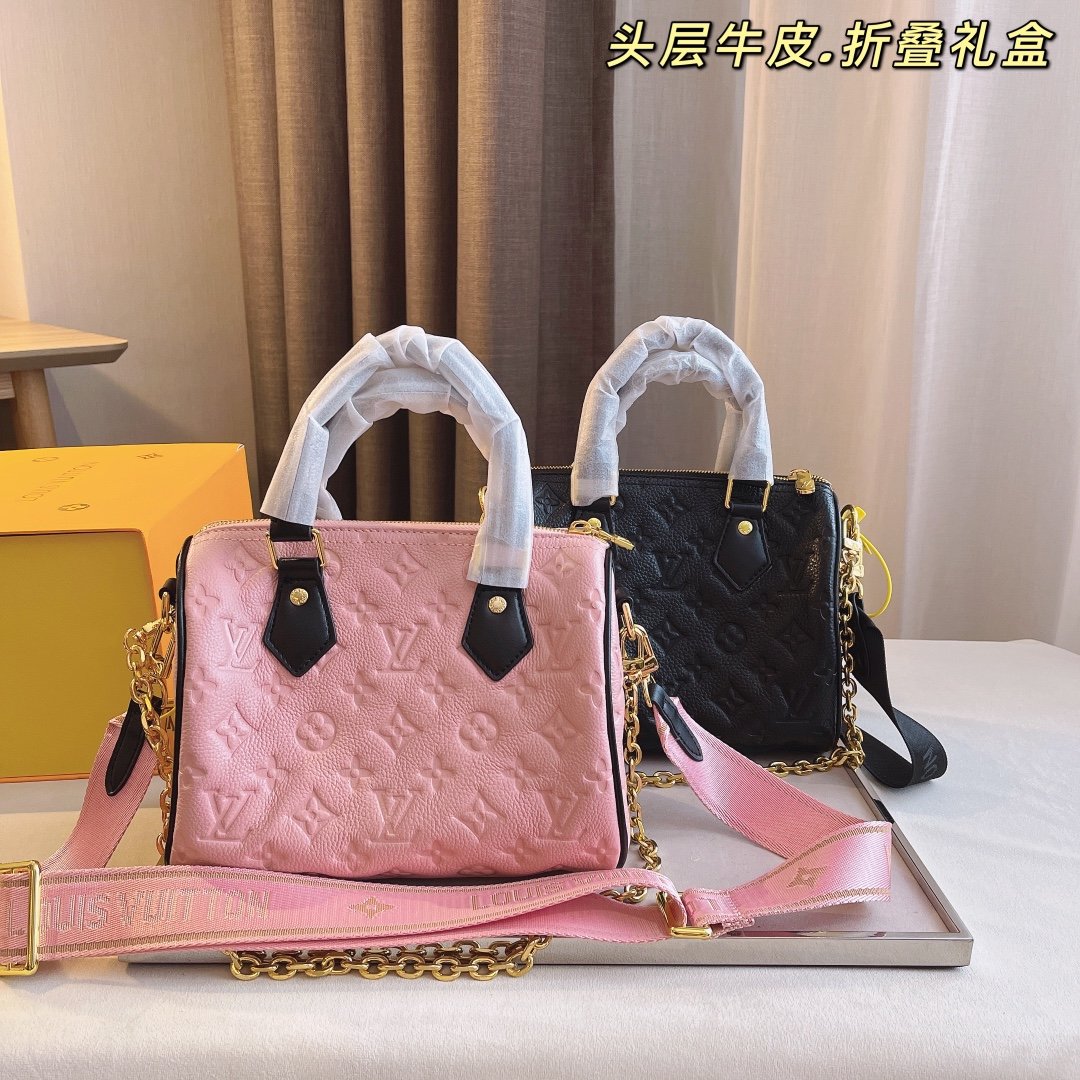 Luxurys Designer Top quality Louis vuitton shoulder bag famous women embossing big men Genuine leather free handbag MON0GRAM Crossbody purse
Luxurys Designer Top quality Louis vuitton shoulder bag famous women embossing big men Genuine leather free handbag MON0GRAM Crossbody purse