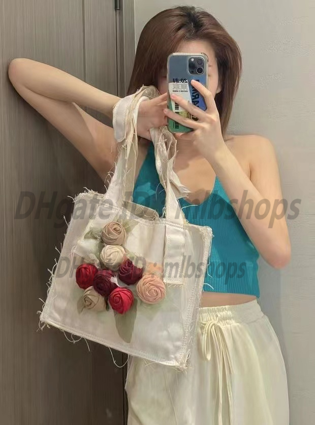 Shoulder bags Luxurys designers High Quality Fashion womens CrossBody Handbags wallets ladies Clutch Flowers canvas Bag purse 2021 Totes Cross Body, No bags
Shoulder bags Luxurys designers High Quality Fashion womens CrossBody Handbags wallets ladies Clutch Flowers canvas Bag purse 2021 Totes Cross Body, No bags
