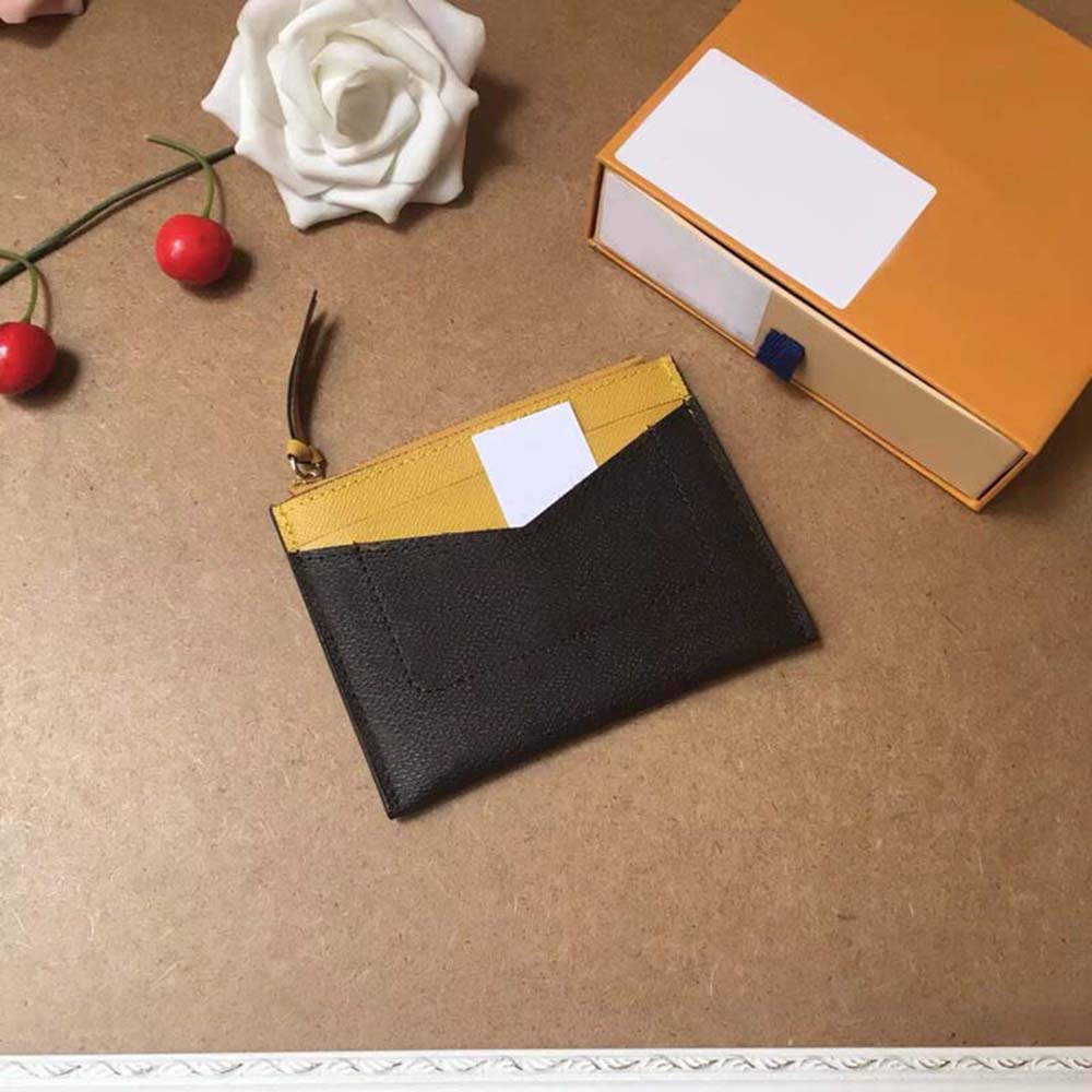 Luxury Designer Female card holder old flower white grid Fashion leather coin purse Clutch wallets Box, Black brown flower
Luxury Designer Female card holder old flower white grid Fashion leather coin purse Clutch wallets Box, Black brown flower