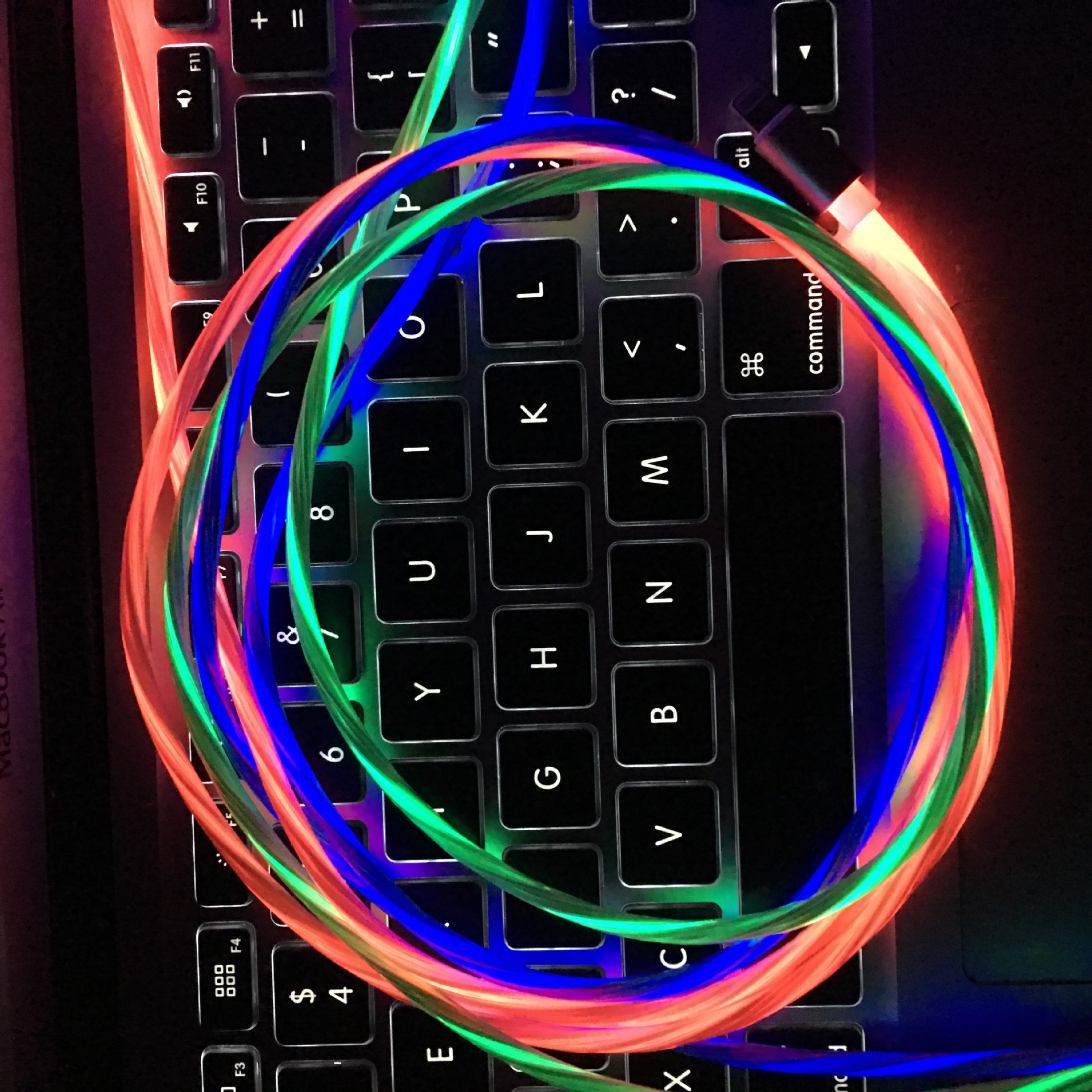 Tutew Fast Charging Luminous Cable LED Glow Flowing Micro USB Type C Cord For Android Phone Bright Charger Cable For Huawei
Tutew Fast Charging Luminous Cable LED Glow Flowing Micro USB Type C Cord For Android Phone Bright Charger Cable For Huawei