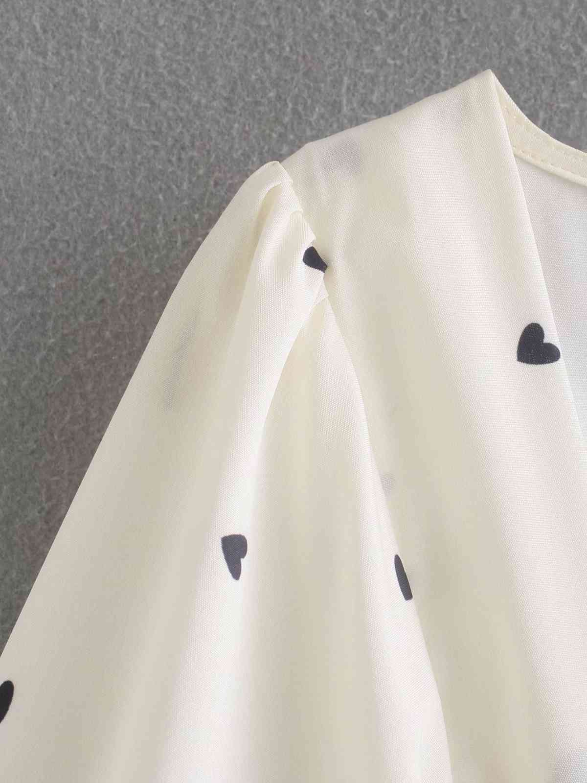 Long Sleeve Square Collar Peach Heart Print Spring Sweet Small Floral Pleated Short T-shirt Vintage Fashion Slim Female Tops 210507