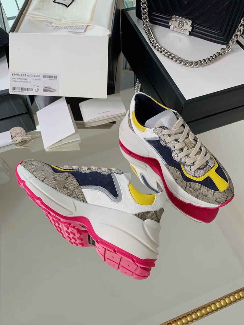 Top men's and women's casual shoes daddy Paris fashion luxury design ladies thick-soled letters patchwork sneakers size 35-46, Black
Top men's and women's casual shoes daddy Paris fashion luxury design ladies thick-soled letters patchwork sneakers size 35-46, Black