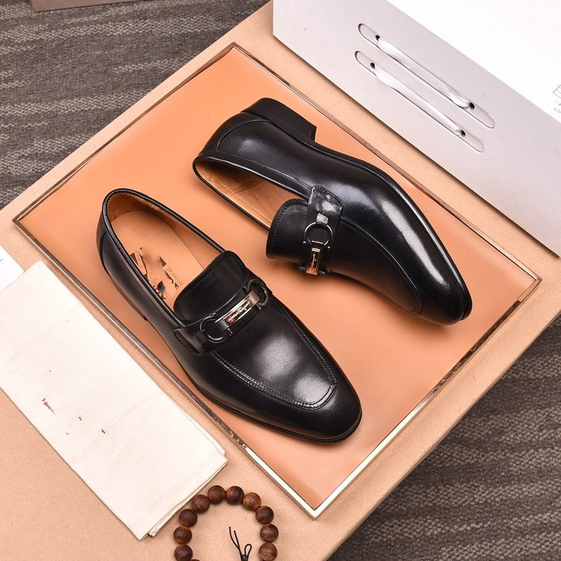 2022 Italian Luxury quality Men leather dress shoes breatheable holes waxed cow leather Brock Carved Europian fashion Noble proposition Eu38-45, #02
2022 Italian Luxury quality Men leather dress shoes breatheable holes waxed cow leather Brock Carved Europian fashion Noble proposition Eu38-45, #02