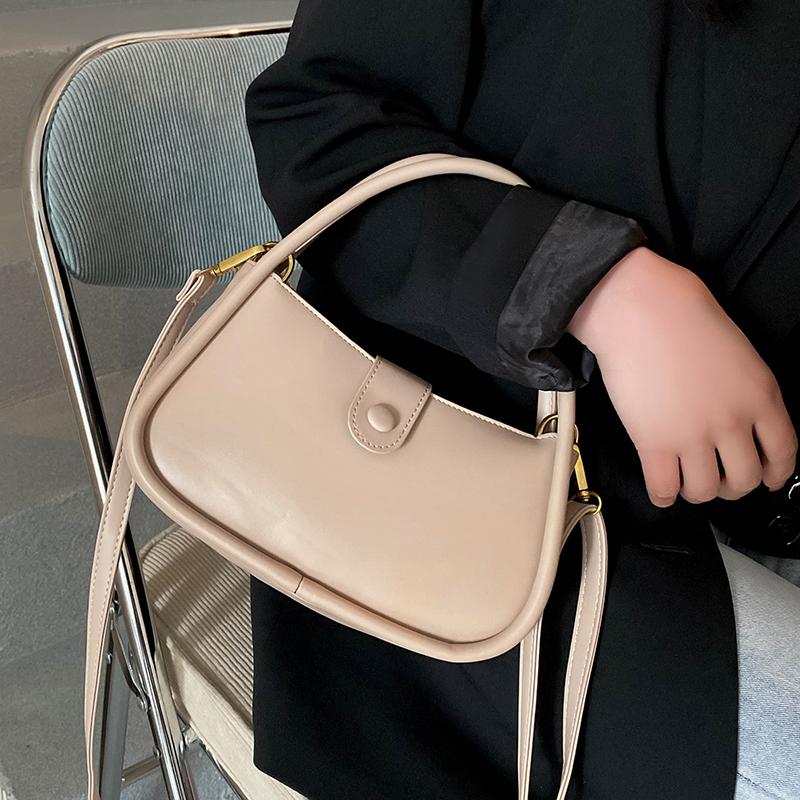 Cross Body Small Simple Solid Color Crossbody Bag For Women 2021 PU Leather Designer Shoulder Handbags Ladies Totes, Beige
Cross Body Small Simple Solid Color Crossbody Bag For Women 2021 PU Leather Designer Shoulder Handbags Ladies Totes, Beige