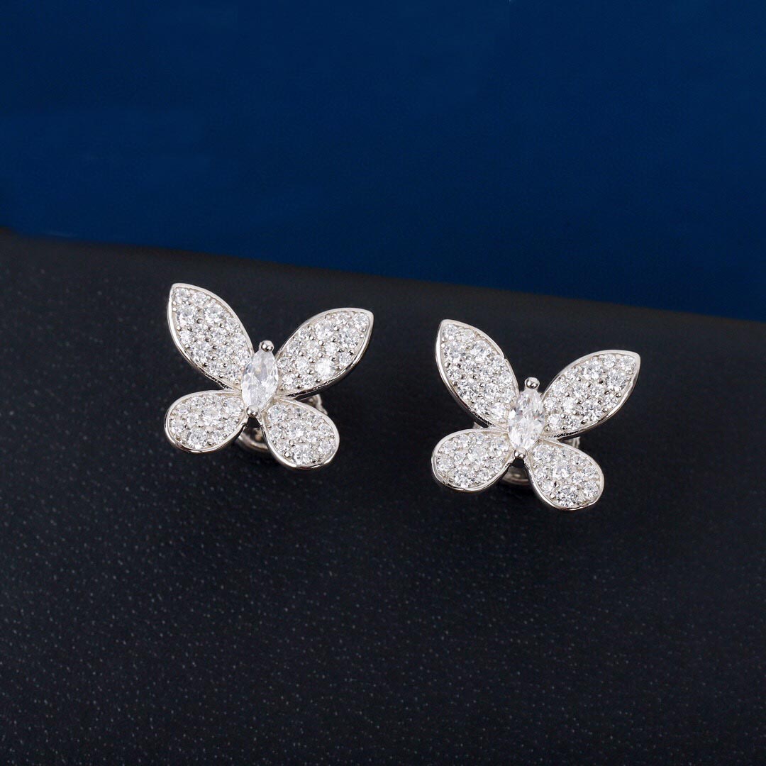 S925 silver stud earring butterfly shape with sparkly diamond for women wedding jewelry gift have stamp PS3223
S925 silver stud earring butterfly shape with sparkly diamond for women wedding jewelry gift have stamp PS3223