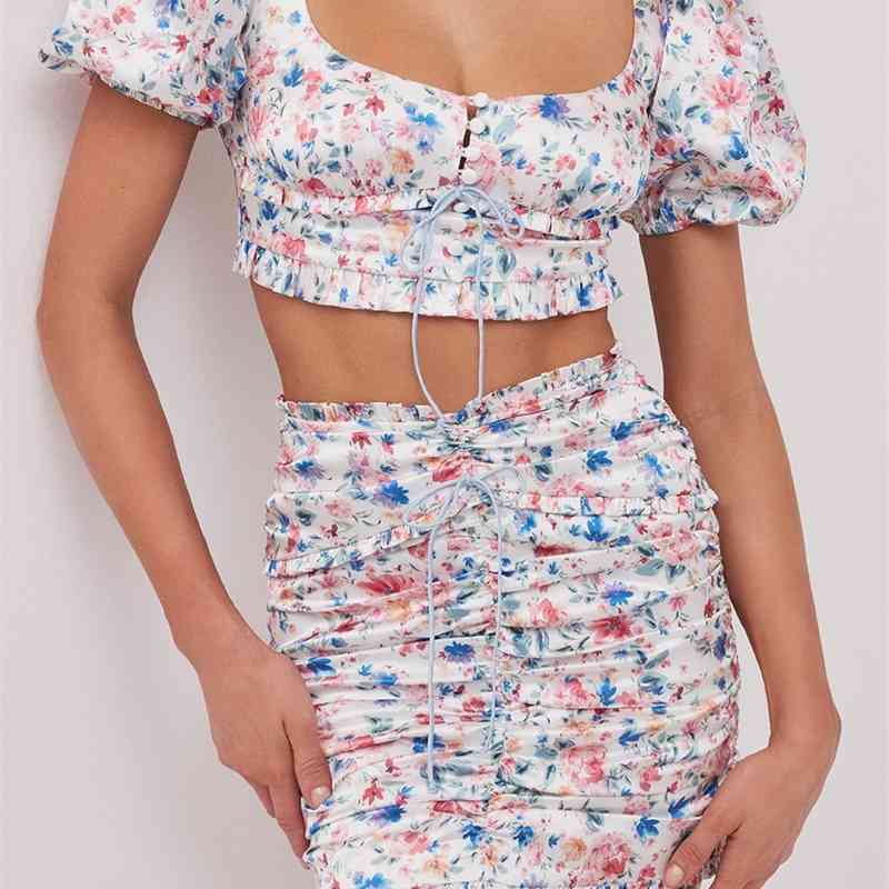 Holiday Lacing up Floral Print Short sleeve Lace Crop Top Sexy Women Package hips Ruched Mini Skirt Set Summer 210429