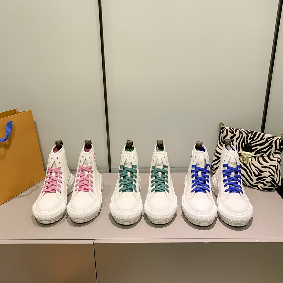 2021 Fashion Womens Boots Designer Luxury High Top Canvas Shoes Thick-soled Cowboy Rider Martin Boot Ladies Sneakers Casual Shoe Heatshoes, Foam
2021 Fashion Womens Boots Designer Luxury High Top Canvas Shoes Thick-soled Cowboy Rider Martin Boot Ladies Sneakers Casual Shoe Heatshoes, Foam