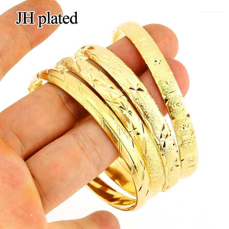 Bangle JHplated 4 Mix Women Wedding Bridal Dubai Jewelry Africa Arab Bangles Jewely Party Gifts1 
Bangle JHplated 4 Mix Women Wedding Bridal Dubai Jewelry Africa Arab Bangles Jewely Party Gifts1