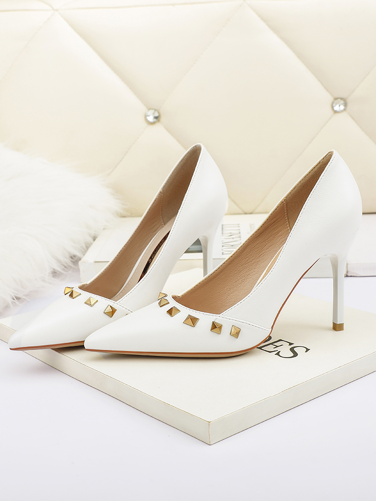 2022 Brands Romy Pumps Women Dress Shoes Gradient Leather Bridals High Heels Pointed Toe Sexy Party Lady Walking EU34-40, White
2022 Brands Romy Pumps Women Dress Shoes Gradient Leather Bridals High Heels Pointed Toe Sexy Party Lady Walking EU34-40, White