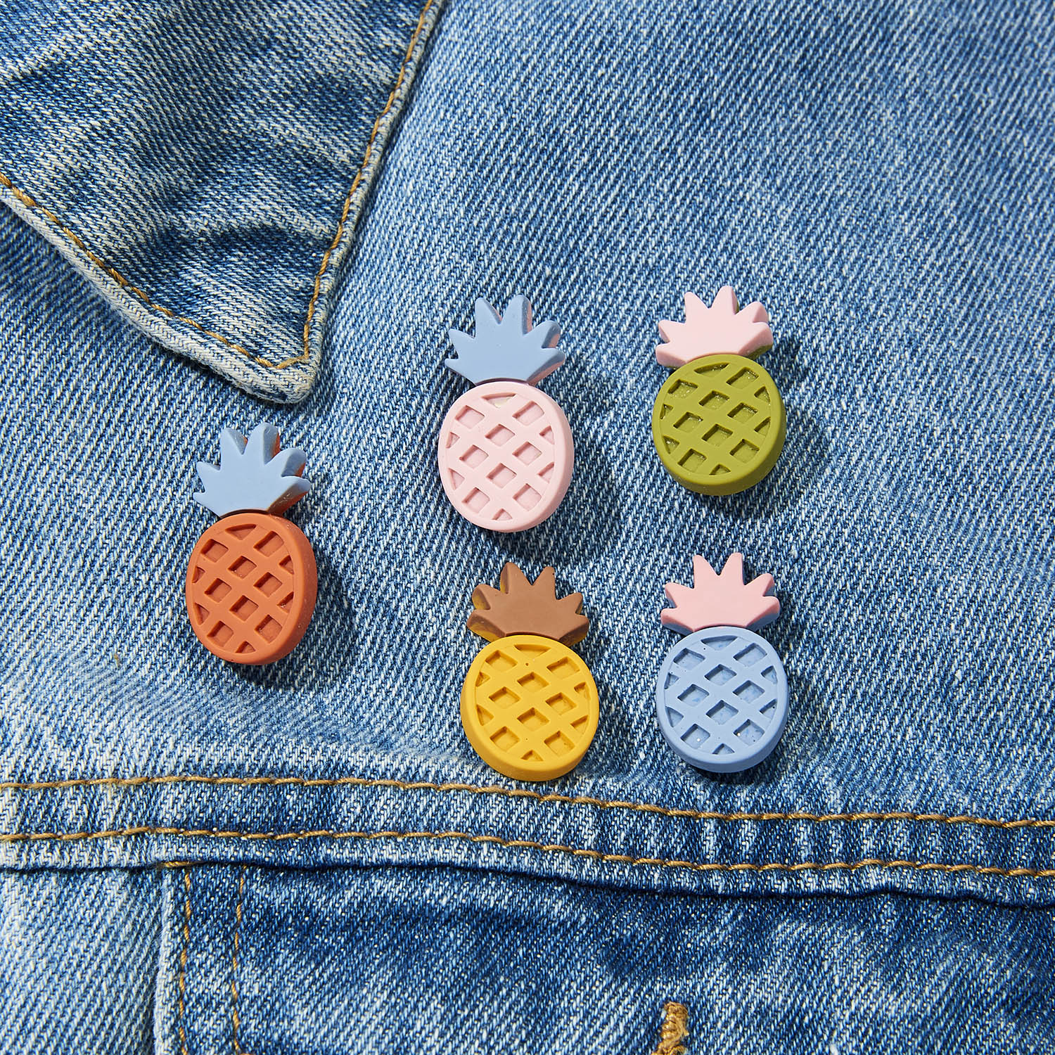 5pcs/set colorful cherry pineapple strawberry fruit brooch resin enamel cactus mushroom carrot plant pins for women coat jewelrydio chan con, Gray
5pcs/set colorful cherry pineapple strawberry fruit brooch resin enamel cactus mushroom carrot plant pins for women coat jewelrydio chan con, Gray