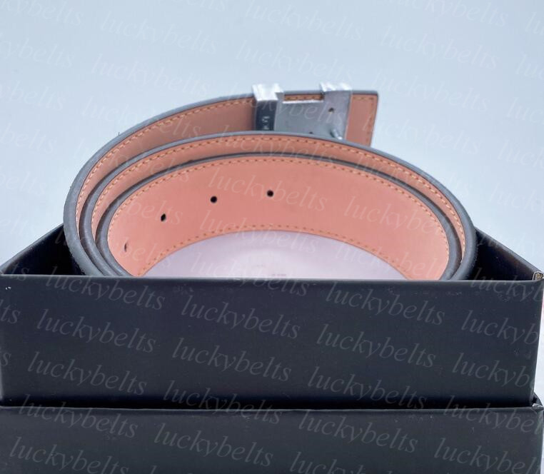 2021 Gold Silver Multi Hardware High Quality Belt For Men And Women Retail LVLOUISVITTON VUTTON Welcome Customers Box, Good quality +white box
2021 Gold Silver Multi Hardware High Quality Belt For Men And Women Retail LVLOUISVITTON VUTTON Welcome Customers Box, Good quality +white box
