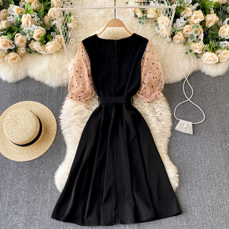 Korean Spring Fashion Mesh Stitching Dress Women V Collar Thin Short Sleeve Elegant A-line Clothes Vestidos R195 210527