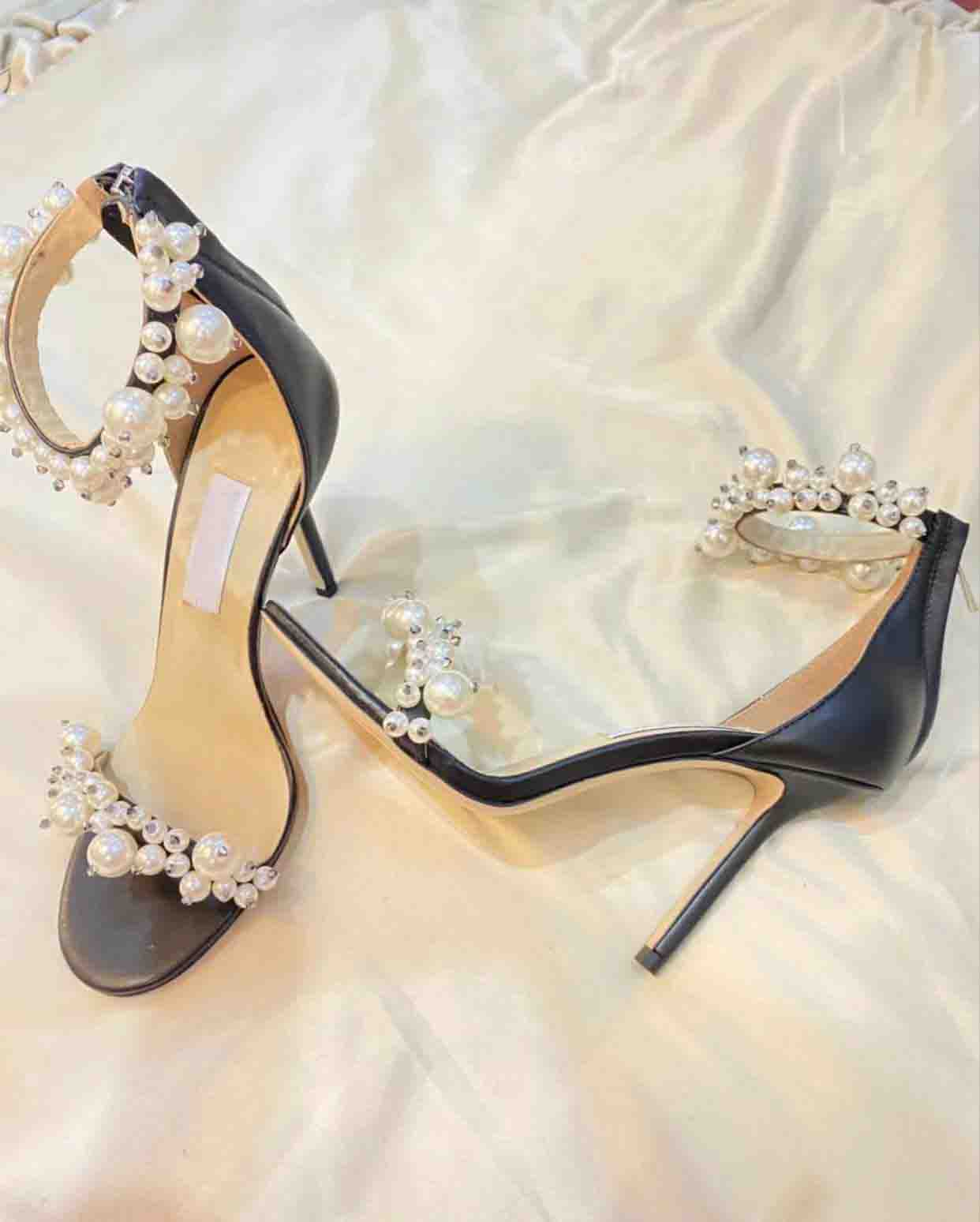 Elegant Women's Maisel Pumps Dress Shoes Sexy Round Toe Pearls Women Crystal Ankle Strap High Heels Luxury Ladies Sacora Sandals Party EU35-43,With Box
Elegant Women's Maisel Pumps Dress Shoes Sexy Round Toe Pearls Women Crystal Ankle Strap High Heels Luxury Ladies Sacora Sandals Party EU35-43,With Box