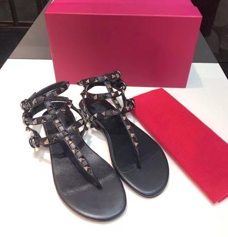 Fashion Luxury Designer Style Summer Wedge Sandals Statement Satin Catwalk Chunky Heel Platform Silk Dress Party Platform Platform Heels Slippers, Color 1
Fashion Luxury Designer Style Summer Wedge Sandals Statement Satin Catwalk Chunky Heel Platform Silk Dress Party Platform Platform Heels Slippers, Color 1