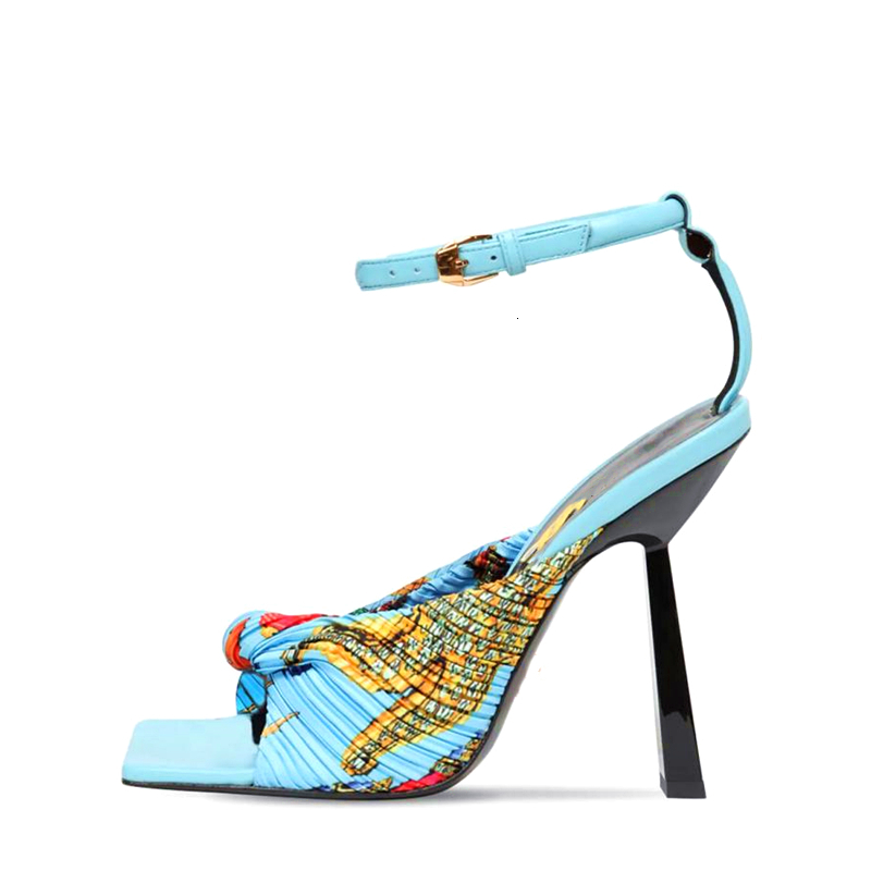 dress shoes fashion summer sandals open toe party woman catwalk strange thin heels t-strap colorful graffiti 43 6m8w, Black
dress shoes fashion summer sandals open toe party woman catwalk strange thin heels t-strap colorful graffiti 43 6m8w, Black