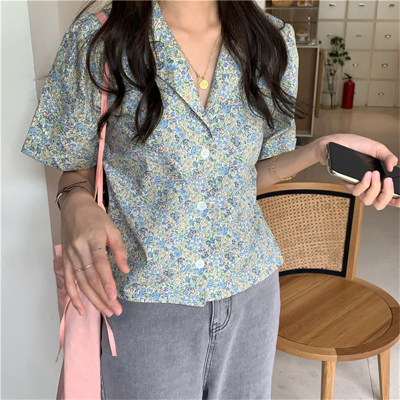 Summer Printed Florals Thin Femme Vintage Prom Retro Girls Short Sleeves Notched All Match Office Lady Shirts 210421