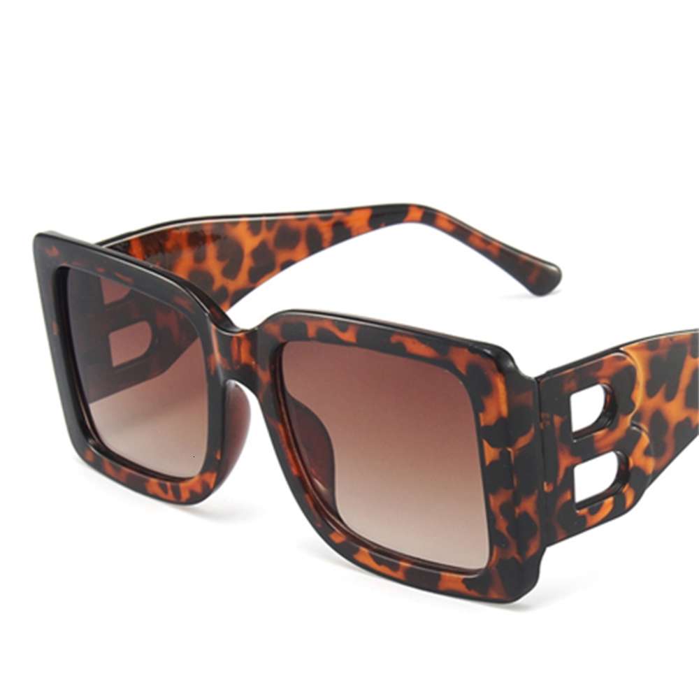 New Trend Personality Modern Sunglass B-shaped Sunglass Big Frame Square 2021 Sunglass Women, White;black
New Trend Personality Modern Sunglass B-shaped Sunglass Big Frame Square 2021 Sunglass Women, White;black