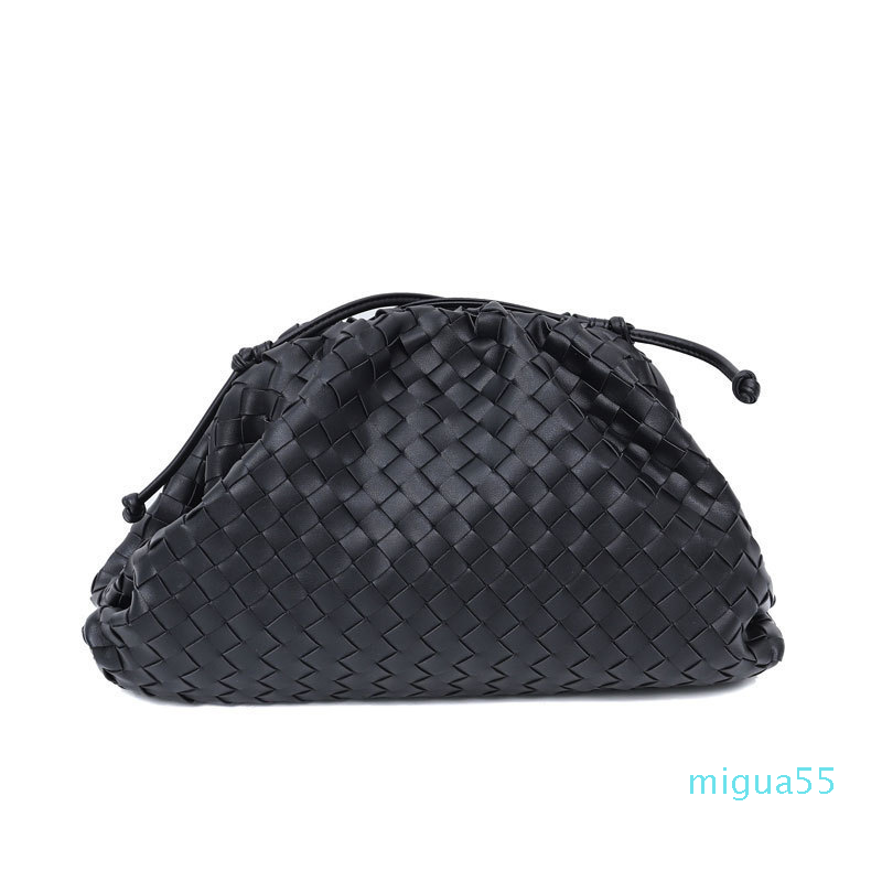Pure handmade soft leather woven women's fashion wrinkled cloud dumpling BAG hand holding messenger bag, Navy blue
Pure handmade soft leather woven women's fashion wrinkled cloud dumpling BAG hand holding messenger bag, Navy blue