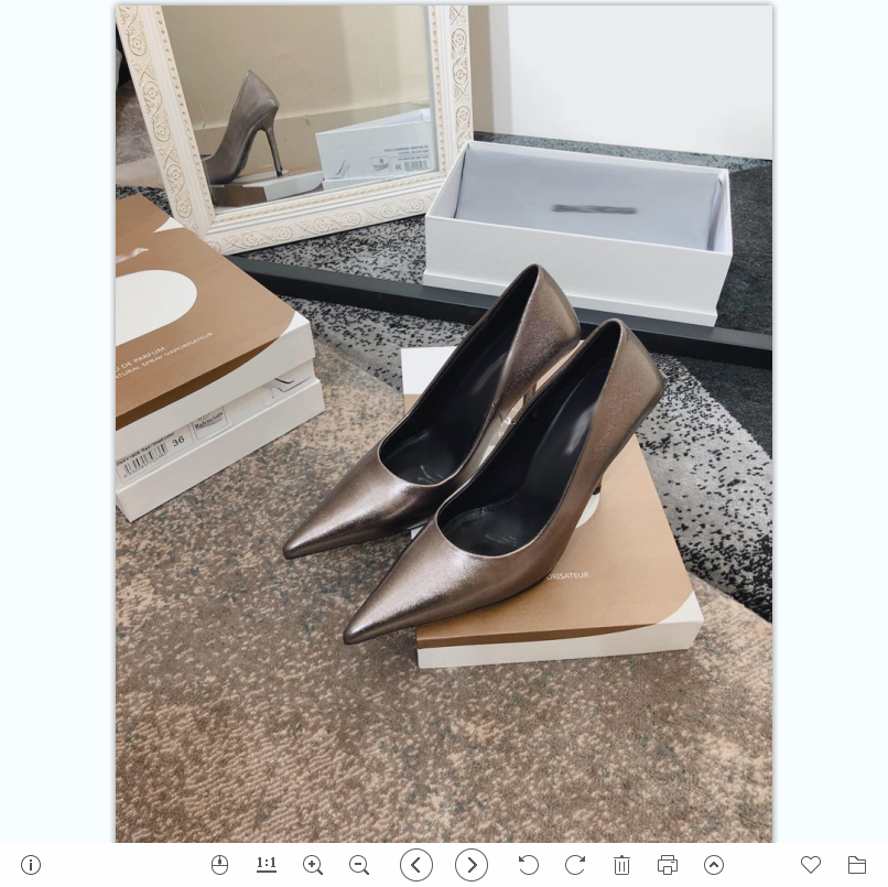2021 Good Quality Fashion Women Luxurys Designers Shoes Designer Sandals Womens Luxury High Heels Sandal Dress Shoess With Box Size 35-41 -G521, Champagne
2021 Good Quality Fashion Women Luxurys Designers Shoes Designer Sandals Womens Luxury High Heels Sandal Dress Shoess With Box Size 35-41 -G521, Champagne