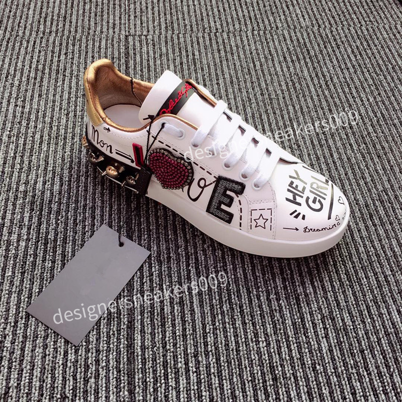 Designer Sneakers Men Real Leather Shoes Lace-up Runner Trainers Mesh Suede Casual Flat-shoes Black White size35-45
Designer Sneakers Men Real Leather Shoes Lace-up Runner Trainers Mesh Suede Casual Flat-shoes Black White size35-45