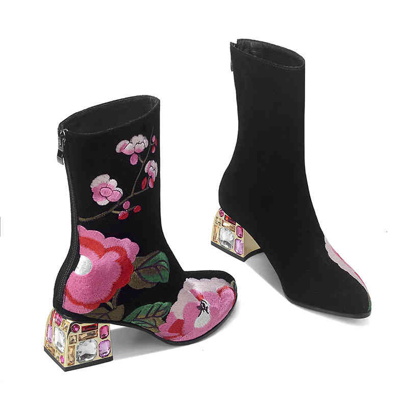 dress shoes botas curtas bordadas florais estilo étnico, botas de tornozelo femininas, couro genuÃno, zÃper, sapatos salto alto com strass f, Black
dress shoes botas curtas bordadas florais estilo étnico, botas de tornozelo femininas, couro genuÃno, zÃper, sapatos salto alto com strass f, Black