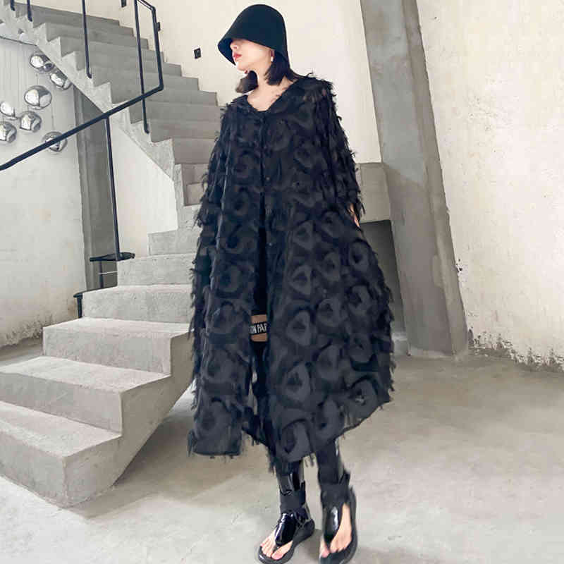[EAM] Women Black Feather Split Big Size Dress New V-Neck Three-quarter Sleeve Loose Fit Fashion Tide Spring Summer 1T159 210409