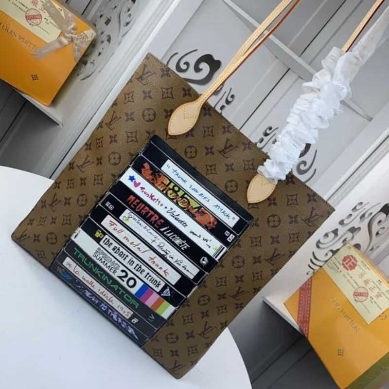 2020 element handles cross brand new tote tape designer shoulder handbags iconic luxury shoulder bags totes m49995 body spring/summer ba
2020 element handles cross brand new tote tape designer shoulder handbags iconic luxury shoulder bags totes m49995 body spring/summer ba