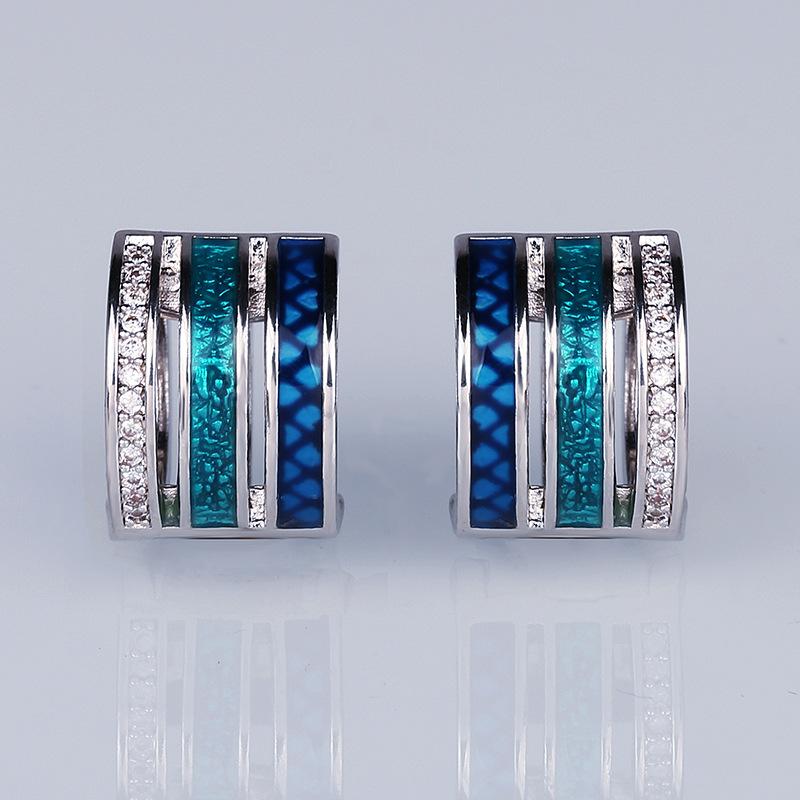 Stud Fashion Rose Gold C-Shaped Three-Piece Enamel Earrings Retro Simple Double Row Zircon Ladies Ear Buckles Jewelry, Golden;silver
Stud Fashion Rose Gold C-Shaped Three-Piece Enamel Earrings Retro Simple Double Row Zircon Ladies Ear Buckles Jewelry, Golden;silver