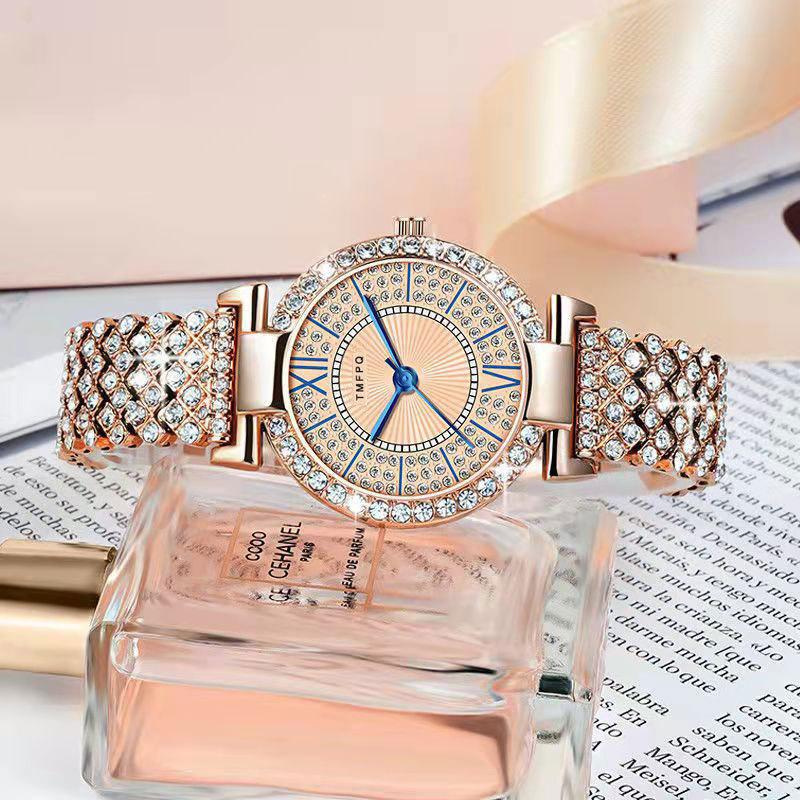 Wristwatches Diamond-studded Ladies Watch Fashion Women Wrist Watches Waterproof Steel Band Full Diamond Female Quartz, As picture show
Wristwatches Diamond-studded Ladies Watch Fashion Women Wrist Watches Waterproof Steel Band Full Diamond Female Quartz, As picture show