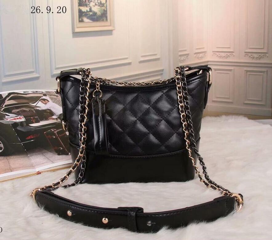 Top Brand Classic Designer bags Monograms high quality leather oxidate TAHITIENNE women totes with Pouch shopping shoulder bag size MM GM Novelty 49, S2
Top Brand Classic Designer bags Monograms high quality leather oxidate TAHITIENNE women totes with Pouch shopping shoulder bag size MM GM Novelty 49, S2