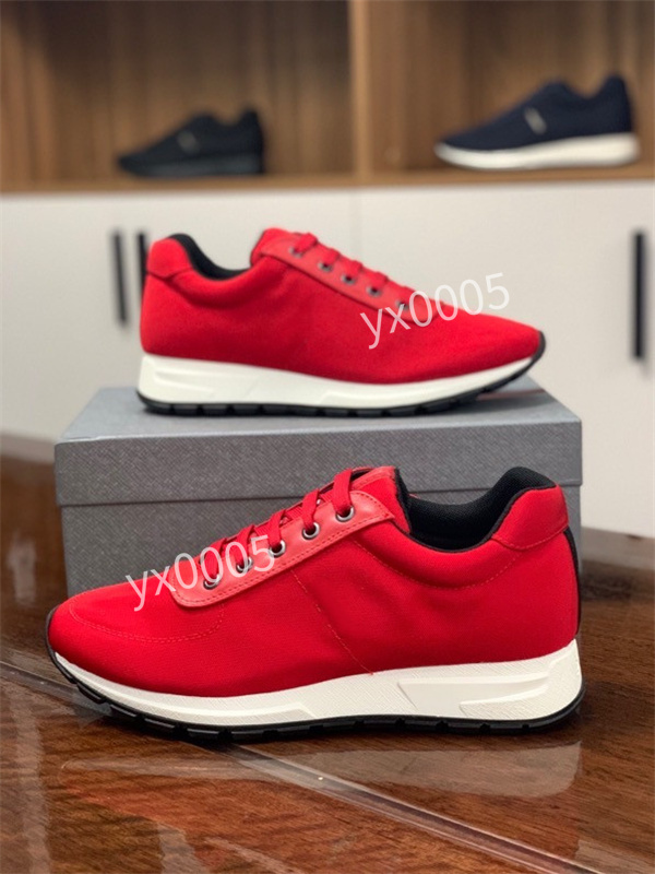 2021 Thick soled Casual shoes women Travel leather lace-up sneaker cowhide fashion lady Flat designer Running Trainers Letters platform men gym sneakers size38-46, 14
2021 Thick soled Casual shoes women Travel leather lace-up sneaker cowhide fashion lady Flat designer Running Trainers Letters platform men gym sneakers size38-46, 14