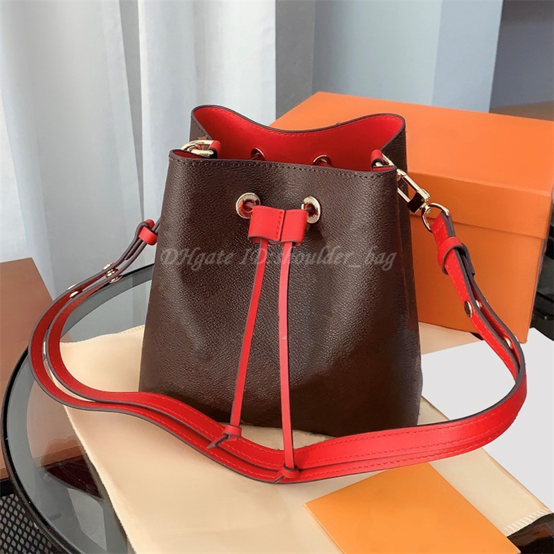 Ladies 2021 Women Luxurys Designers Bucket Shoulder Bag Handbag Crossbody String Tote Shopping Bags Backpack Handbags Purse Wallet Totes Purses Lady Fanny Wallets, Style z not sold separately
Ladies 2021 Women Luxurys Designers Bucket Shoulder Bag Handbag Crossbody String Tote Shopping Bags Backpack Handbags Purse Wallet Totes Purses Lady Fanny Wallets, Style z not sold separately