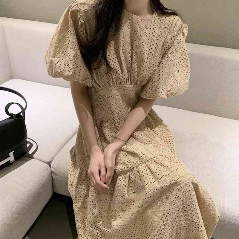 Fashion Sexy Hollow Out Embroidery Lace Long Dress Women Lantern Sleeve Patchwork Chic Summer Dresses Vestidos 210520, Photo color
Fashion Sexy Hollow Out Embroidery Lace Long Dress Women Lantern Sleeve Patchwork Chic Summer Dresses Vestidos 210520, Photo color