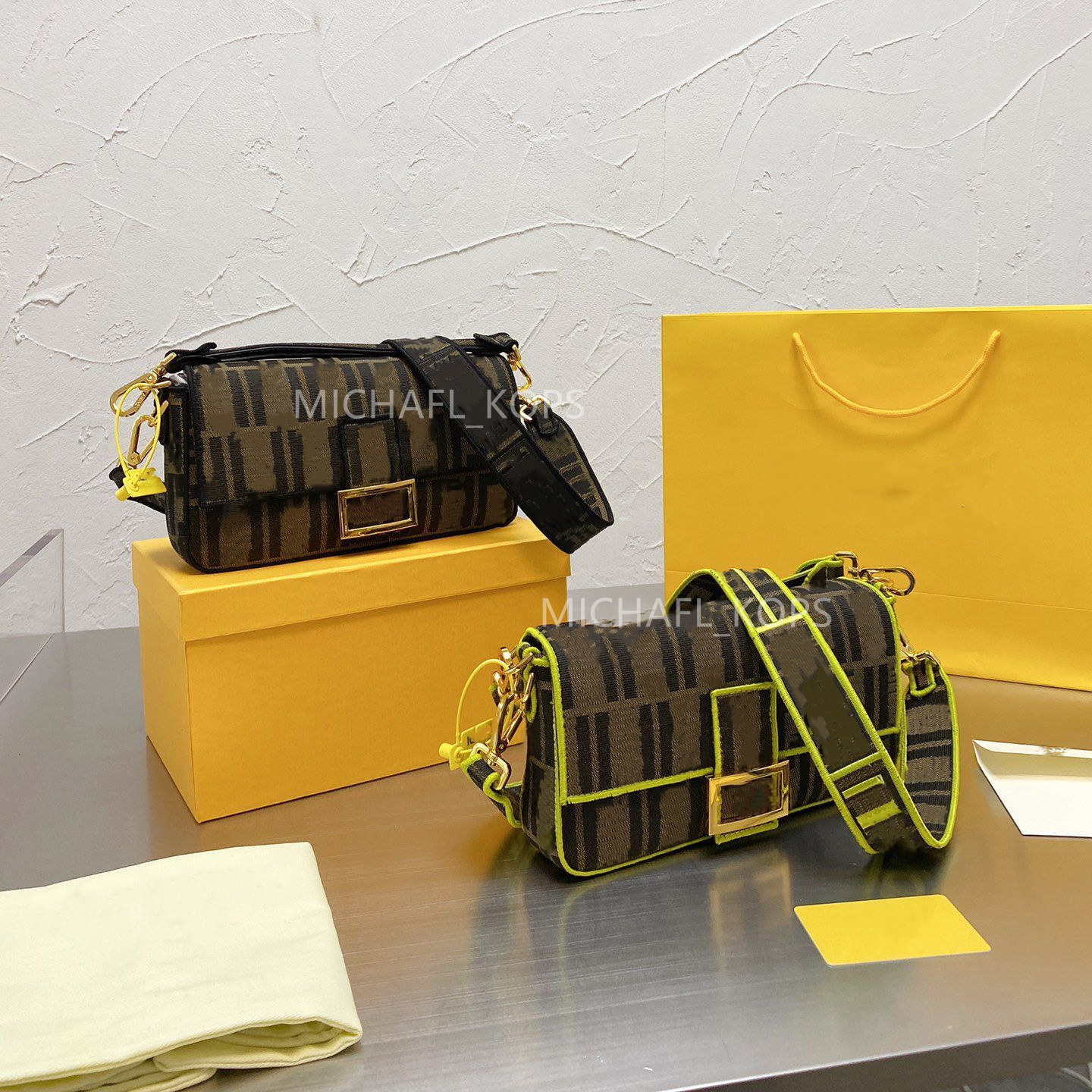Classic Baguette Bag Women Clutch Crossbody Bags Fashion Canvas Shoulder Envelope Wallet Handbags Purse With Embroidery Letter Silver Clasp Removable Strap, 3 26cm
Classic Baguette Bag Women Clutch Crossbody Bags Fashion Canvas Shoulder Envelope Wallet Handbags Purse With Embroidery Letter Silver Clasp Removable Strap, 3 26cm