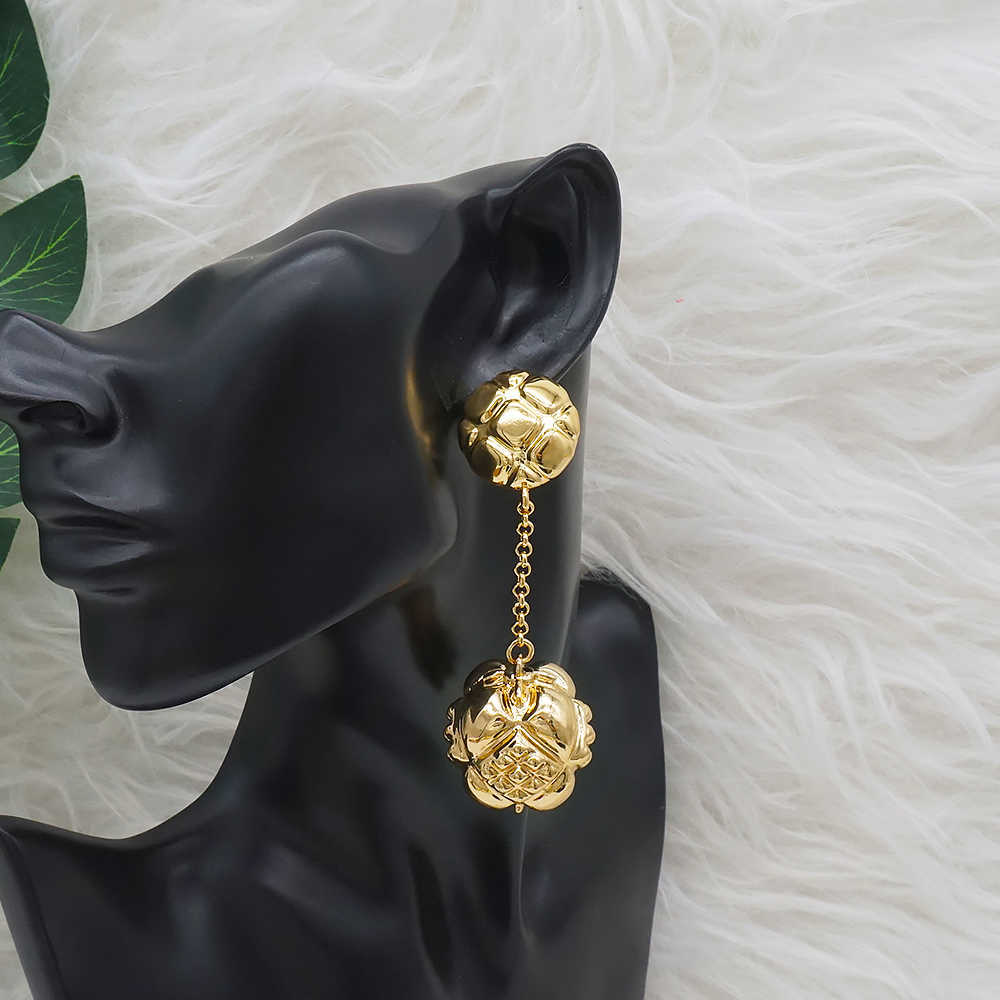 Copper ball drop African dangle women fashion Dubai gold earrings Luxury wedding party jewelry
Copper ball drop African dangle women fashion Dubai gold earrings Luxury wedding party jewelry