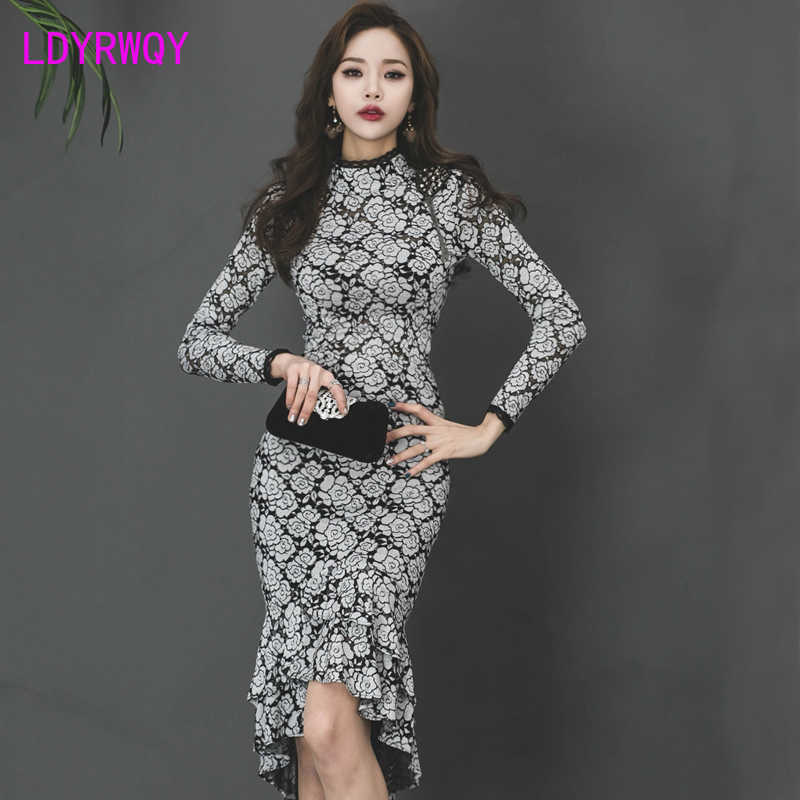 Autumn and winter Korean retro fashion temperament ladies lace bottom fishtail dress Knee-Length Zippers 210603, Beige
Autumn and winter Korean retro fashion temperament ladies lace bottom fishtail dress Knee-Length Zippers 210603, Beige