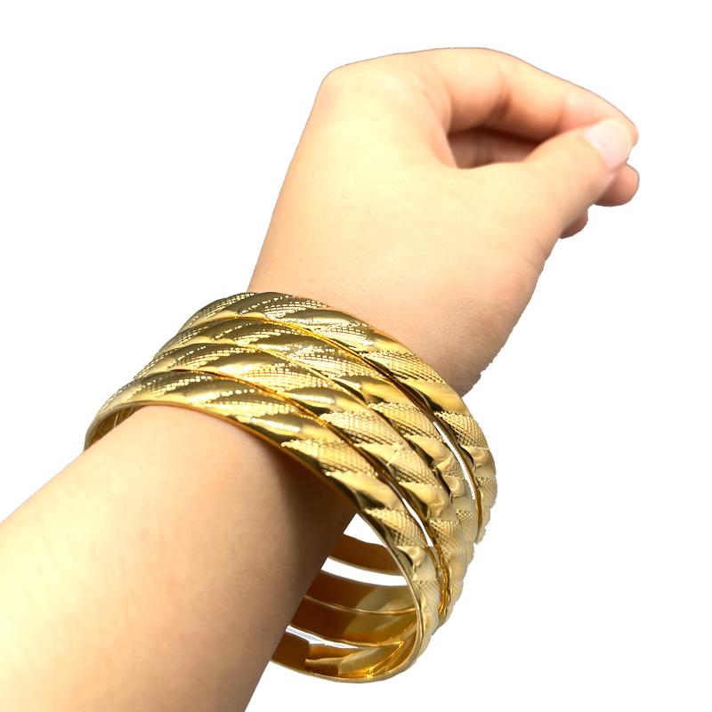 Bangle 4pcs/lot Dubai Ethiopian Wedding Bracelets Classic African Gift Gold Silver Color Fashion Bangles Bracelet For Women
Bangle 4pcs/lot Dubai Ethiopian Wedding Bracelets Classic African Gift Gold Silver Color Fashion Bangles Bracelet For Women