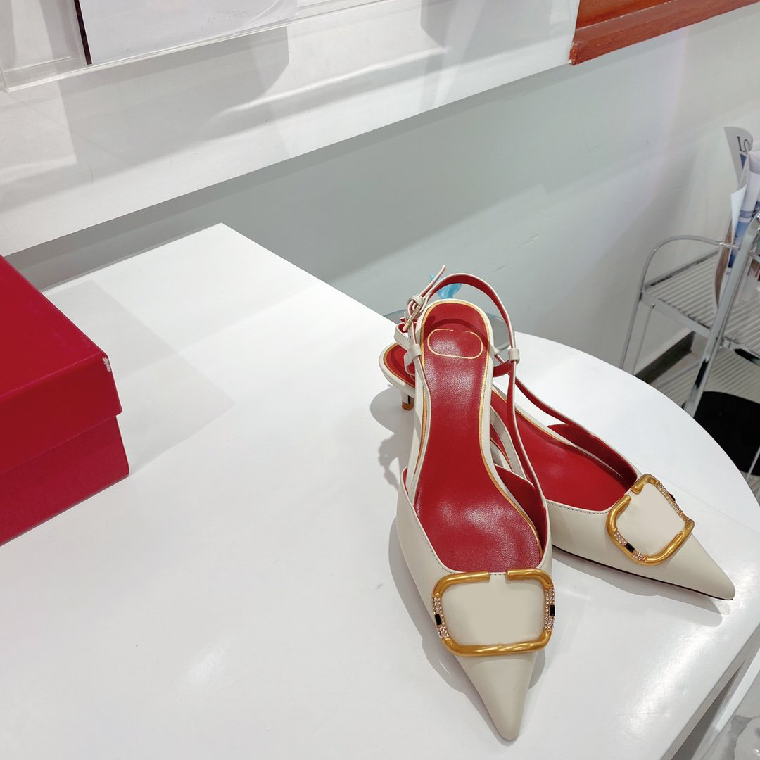 Luxury Designer Sandals Women Calf Leather Tie-Back Flat Top Shoes Top Quality Genuine Flats Woman size 35-40 with box, Photo color
Luxury Designer Sandals Women Calf Leather Tie-Back Flat Top Shoes Top Quality Genuine Flats Woman size 35-40 with box, Photo color
