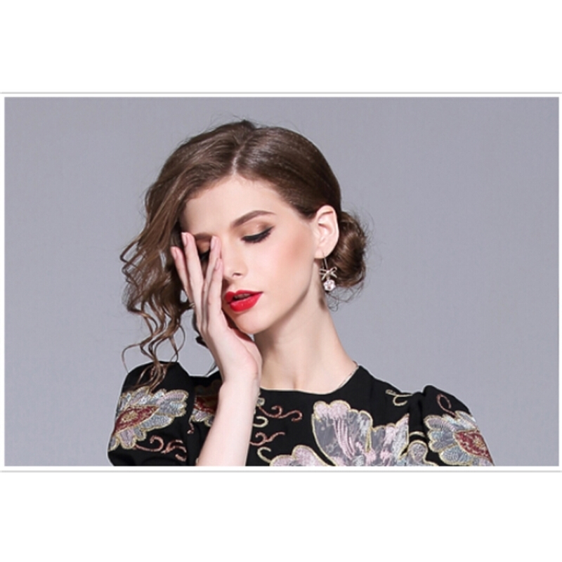 HIGH QUALITY Fashion Runway Dress Women's Short Sleeve Vintage Embroidery Flower Mid-Calf Summer Dresses 210520