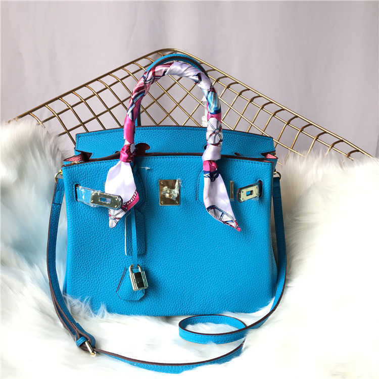 Women Luxurys Designers Bags 2021 designer handbags Multi Pochette Crossbody Bag Zhouzhoubao123 Louisbags_18 Hanghhangbag Classic 30 Inner L
Women Luxurys Designers Bags 2021 designer handbags Multi Pochette Crossbody Bag Zhouzhoubao123 Louisbags_18 Hanghhangbag Classic 30 Inner L