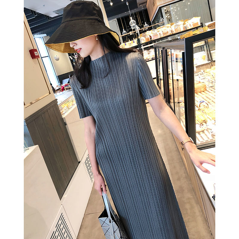 TIANPEI Miyake Pleated women dress summer temperament casual Korean basic Turtleneck short sleeve long aesthetic dress 5008 210406