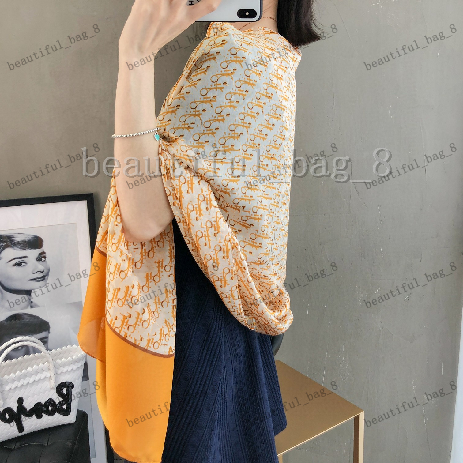 New fashion brand womens senior long Single layer chiffon silk shawls Fashion tourism soft Designer luxury scarves printing Scarf, Blue;gray
New fashion brand womens senior long Single layer chiffon silk shawls Fashion tourism soft Designer luxury scarves printing Scarf, Blue;gray