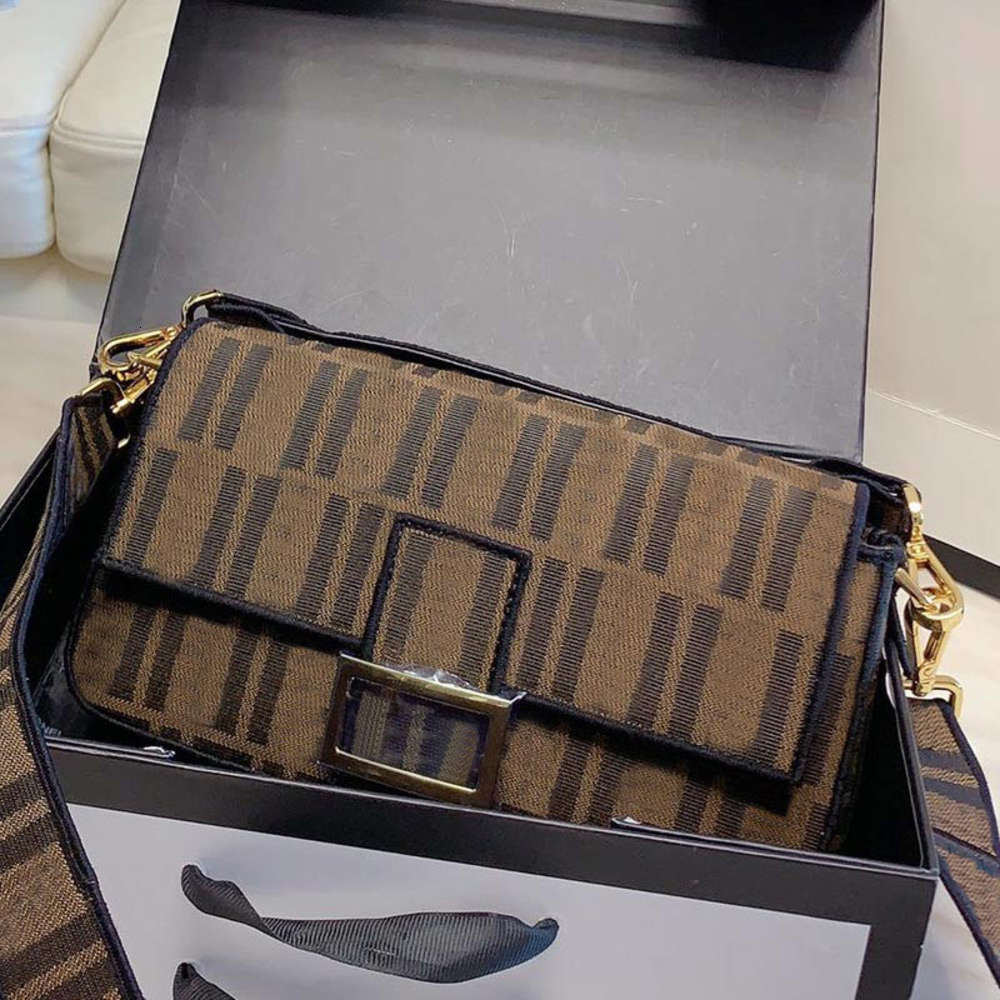 Crossbody Bag Travel Clutch Handbag Purse Fashion Hardware Envelope Flap Letter Embroidery Women Postman Retro Messenger Canvas Top, Box
Crossbody Bag Travel Clutch Handbag Purse Fashion Hardware Envelope Flap Letter Embroidery Women Postman Retro Messenger Canvas Top, Box