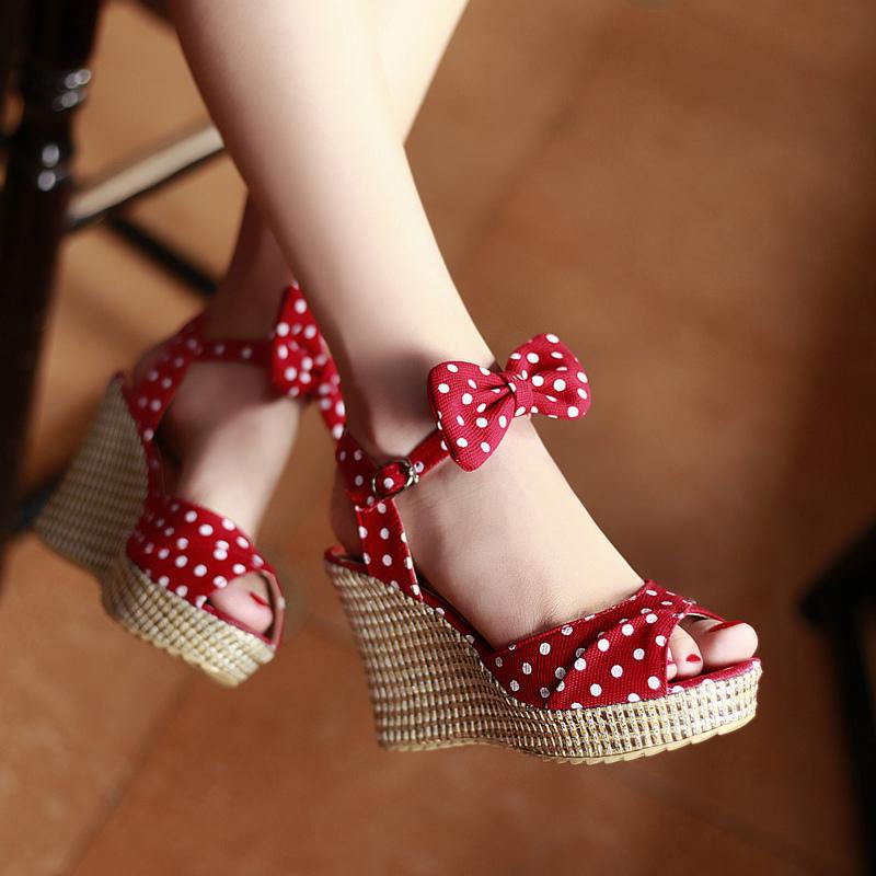 Top Quality Polka Dot Fashion Women's Shoes Wedges High Heels Summer Party Sweet Bow Sandals Woman, Black
Top Quality Polka Dot Fashion Women's Shoes Wedges High Heels Summer Party Sweet Bow Sandals Woman, Black